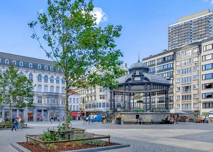 1 Bedroom Cozy In Apartment *